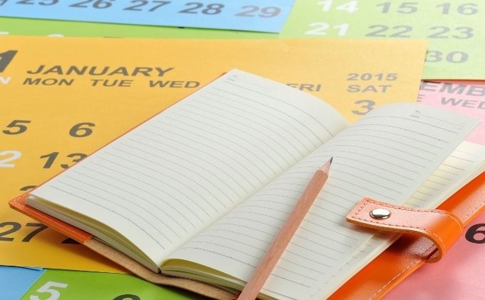 The Ultimate 2025 Calendar Buying Guide: What to Look For